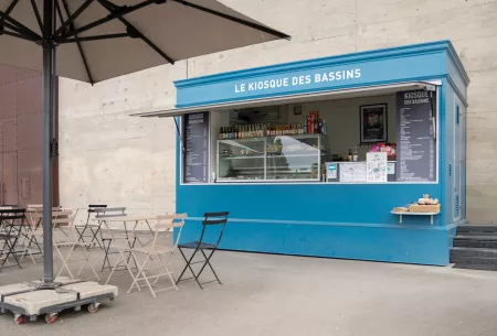devanture bleu kiosque 