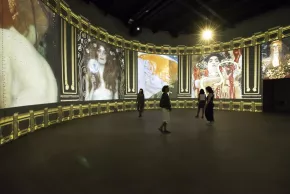 Vue exposition Klimt Bassins